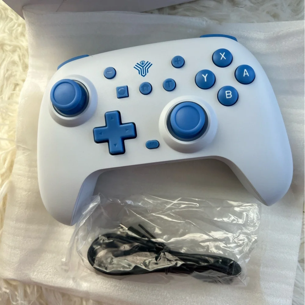 Windchaser PLUS Youth Edition Switch Gamepad - White and Green